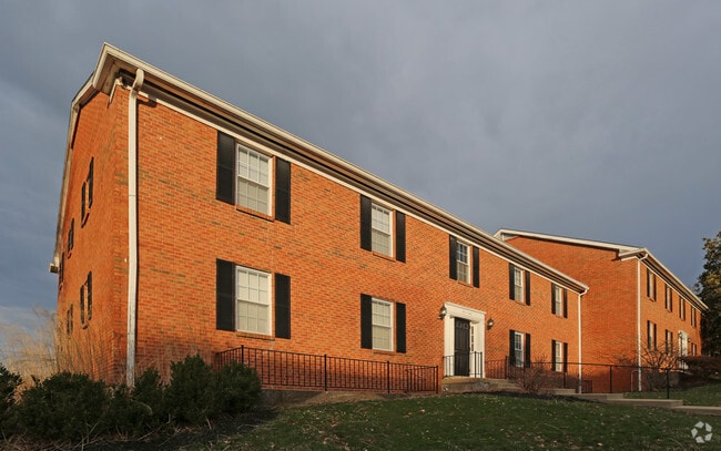 Ridgewood Apartments For Rent in Fort Thomas, KY | ForRent.com