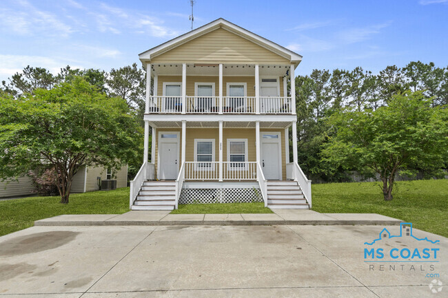 Building Photo - 2025 Toulouse St Rental