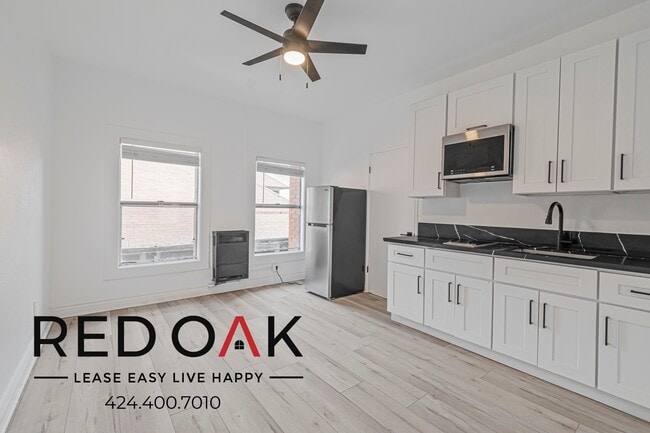 Photo - 744 Beacon Ave Unit 305