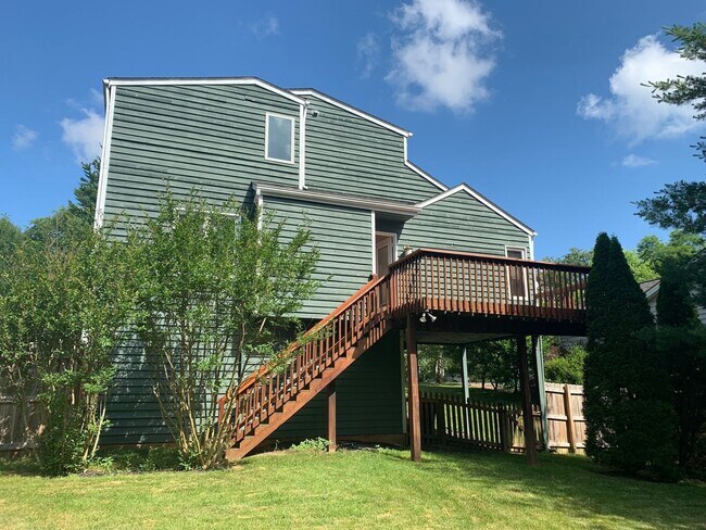 Photo - 1100 Cottonwood Dr