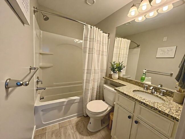 Photo - 155 N Market St Unit Apt 201