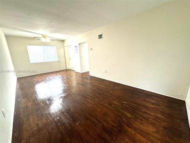 Photo - 433 Santander Ave Unit 2