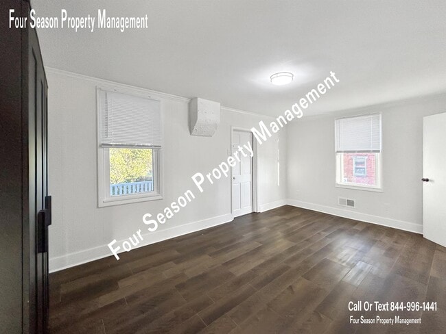 Photo - 300 E Franklin St