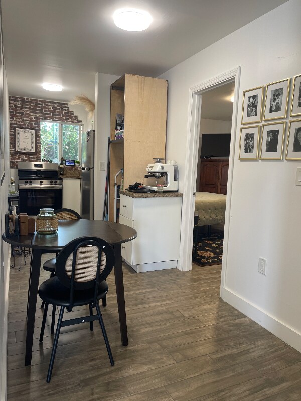 Photo - 516 NE 166th St