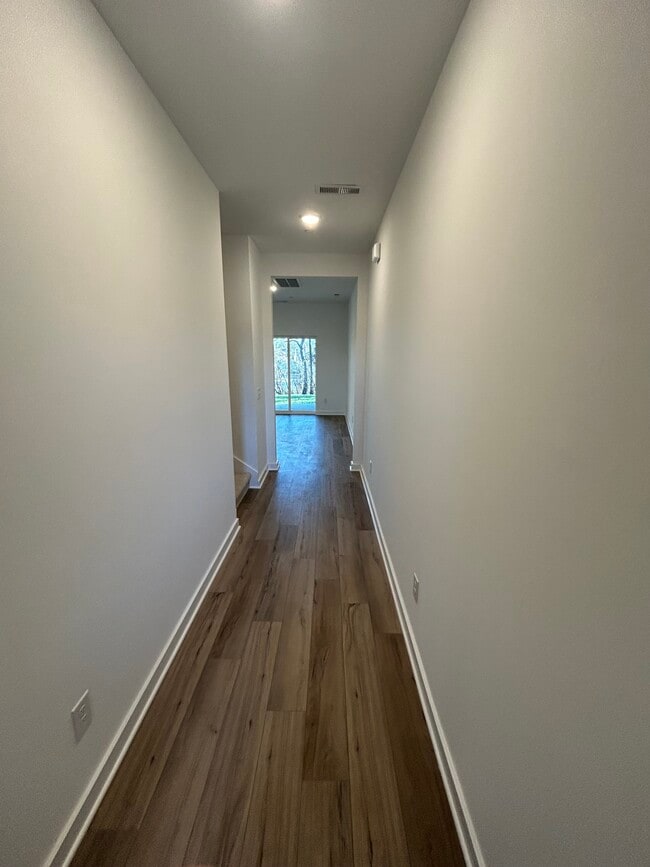 Photo - 700 Dreamers Private Ln