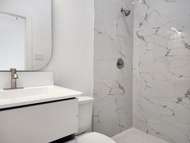 Photo - 3411 St Emanuel St