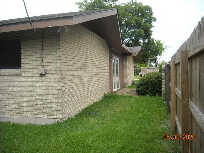 Photo - 10331 W Almond Dr