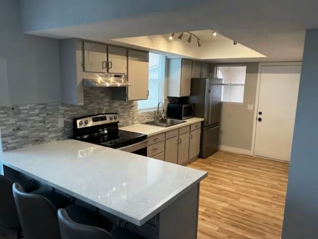 Kitchen - 3393 Kearsage Dr Unit 3393