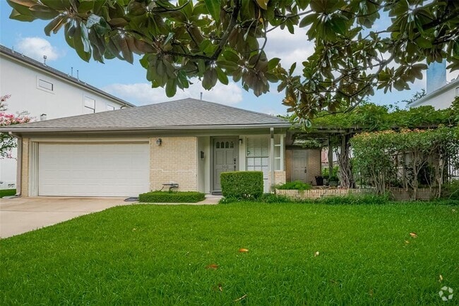 Building Photo - 3610 Glen Haven Blvd Rental