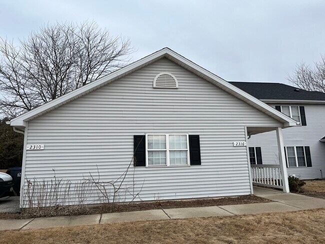 Photo - 2316 Valley Rd