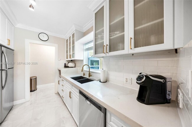 Photo - 1050 Harrison St