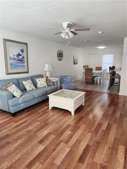 Photo - 870 Marina Dr Unit A