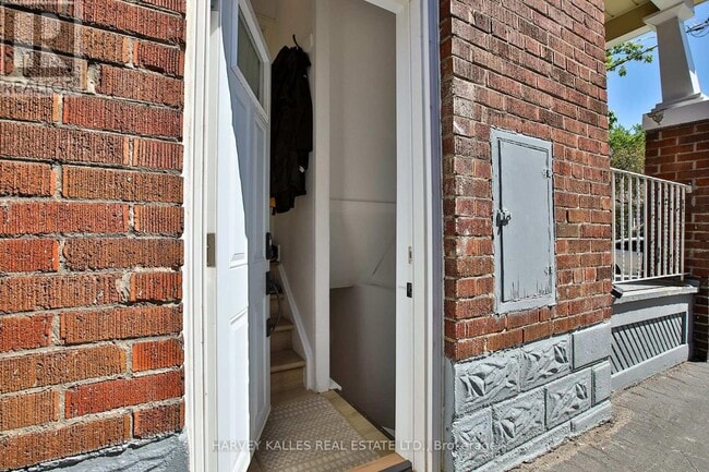 Photo - 112 FOURTH STREET