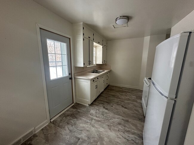 Photo - 2622 Linden Ave