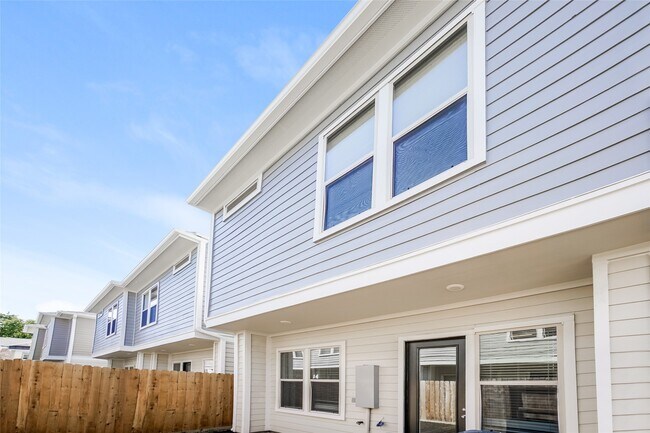 Photo - 5110 Royal Heath Dr