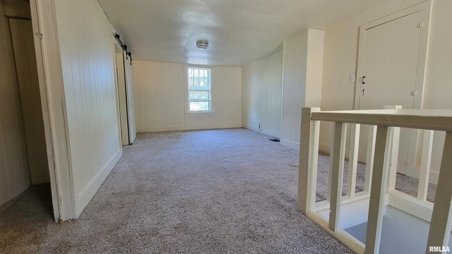 Photo - 212 E Maywood Ave