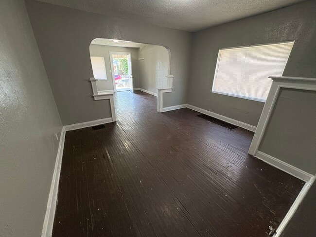 Photo - 1320-1322 East 23rd Avenue Unit 1320