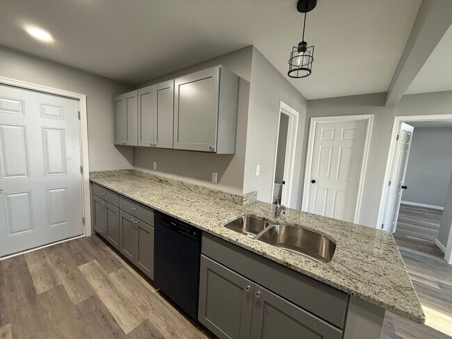 Photo - 1136 S Main St Unit 1st Floor