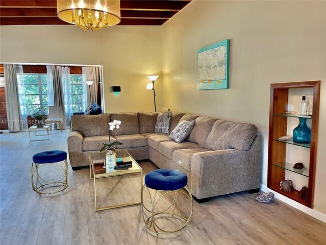 Photo - 14155 Old Cutler Rd