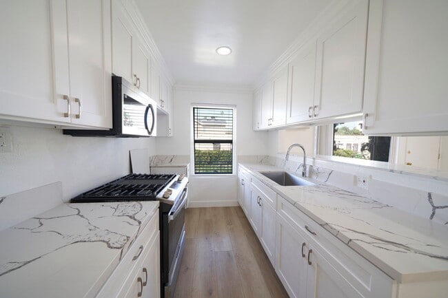 Photo - 5226 Lexington Ave Unidad 38