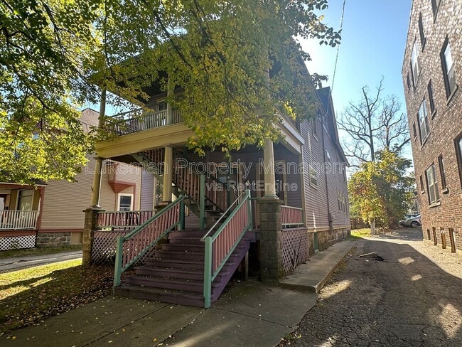 Building Photo - 743 Academy St Unit 1