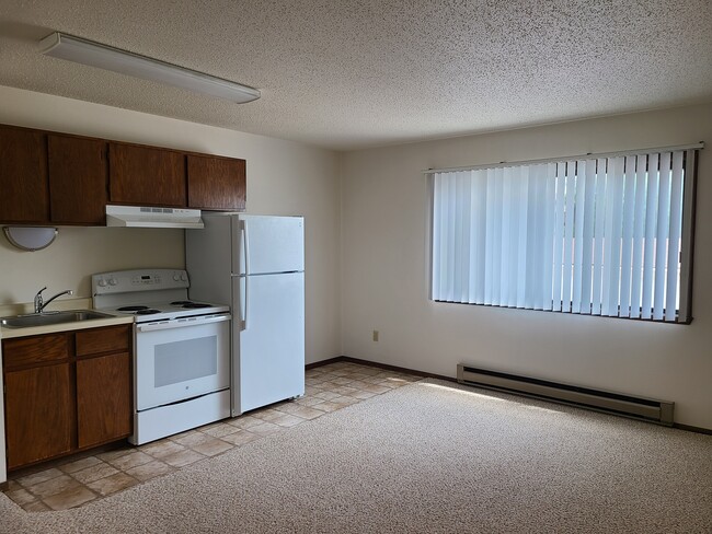 Photo - Green Apartments