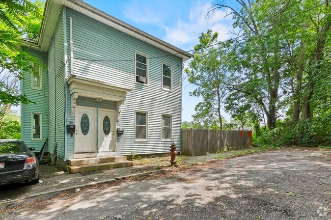 Building Photo - 132 Bartlett St Unit 132 Rental