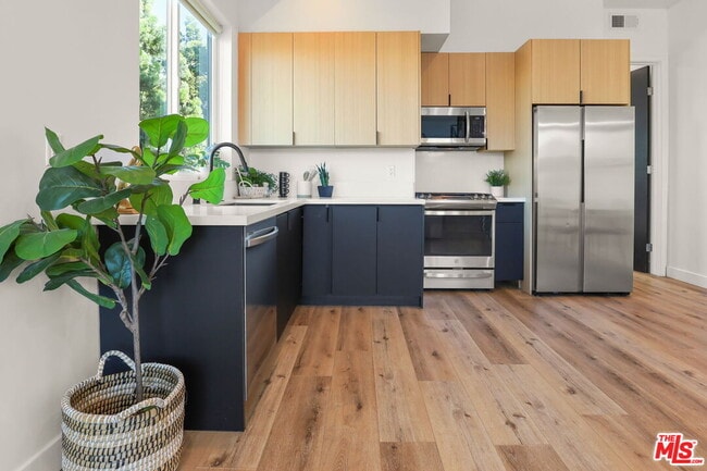 Photo - 1520 Magnolia Ave Unit 2