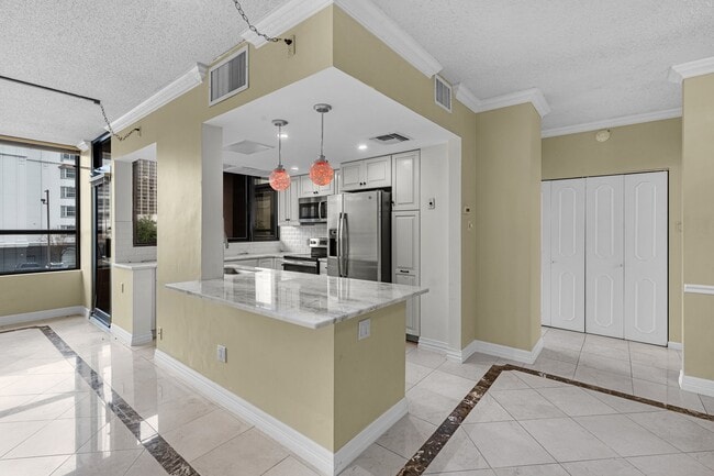 Photo - 5150 Hidalgo St Unit 202