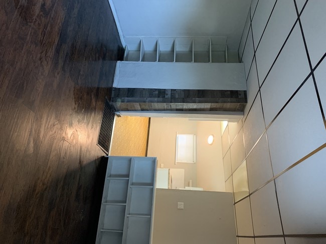 Photo - 3279 Regent Rd