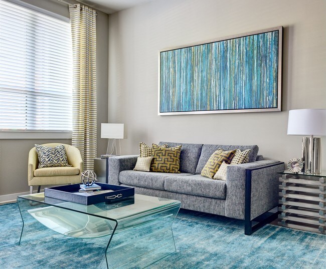 810 Ninth apartments — community photo