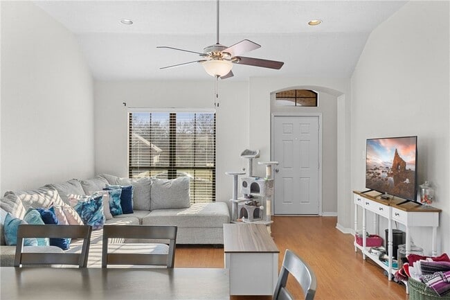 Photo - 2018 Mountain Wind Loop