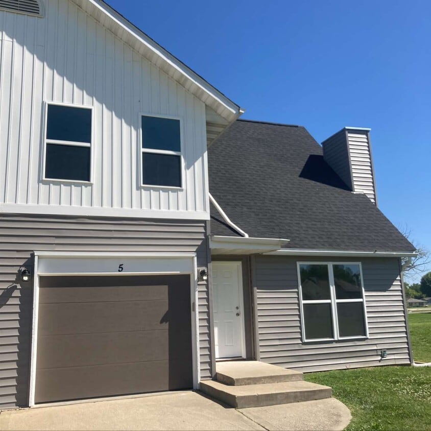 Photo - 5 Ram Ct (Fairview Heights, IL)