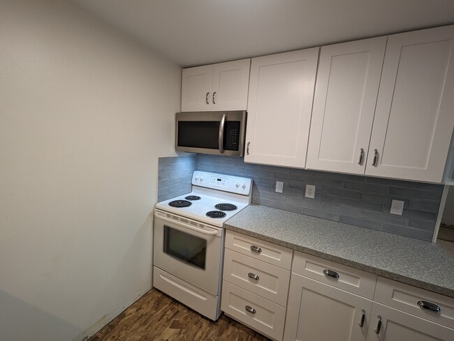 Cocina - 5028 SE Hawthorne Blvd