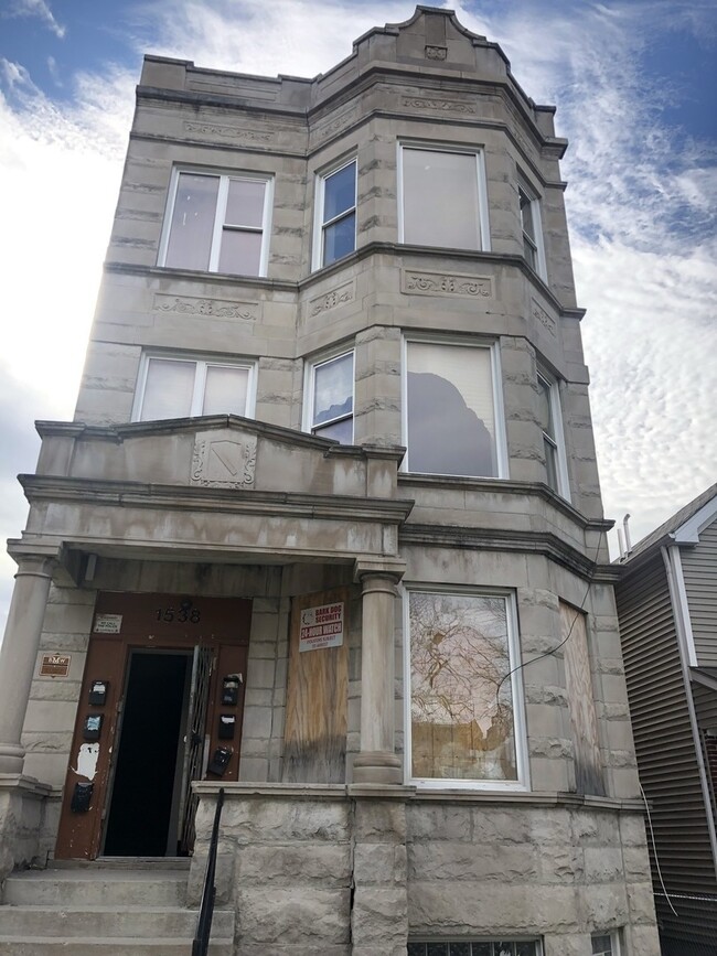 Photo - 1538 S Millard Ave Condo