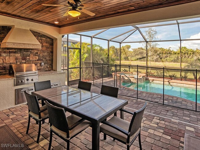 Photo - 2850 Aviamar Cir