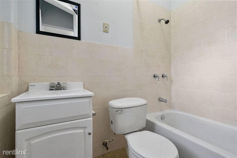 Photo - 33 Howe Street
