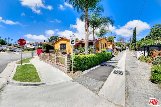 Photo - 3757 Lorado Way