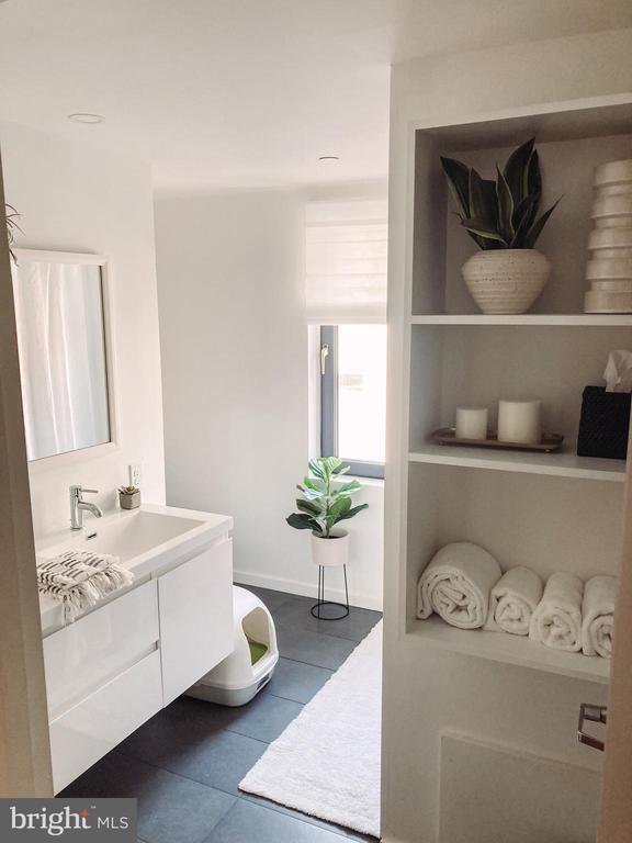 Photo - 152 W Laurel St Unit 208