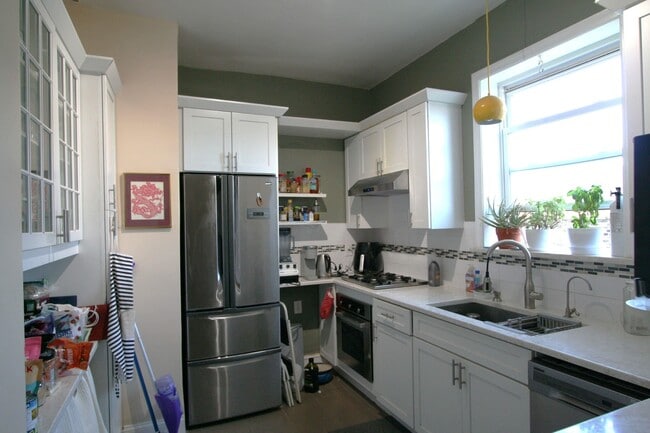 Building Photo - 2672 John F. Kennedy Blvd Unit 504