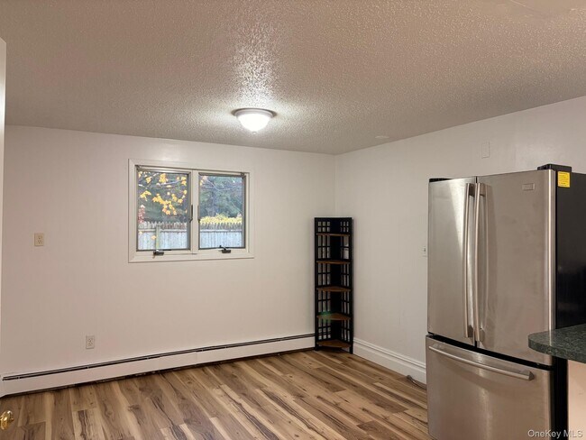 Photo - 1 Gilford Ct Apartamento