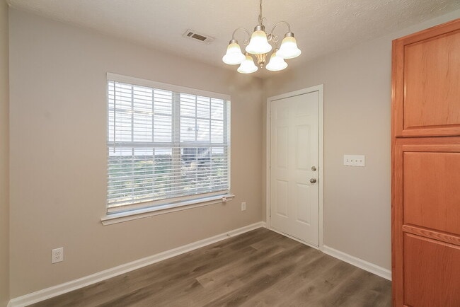 Photo - 11 Grier Ln