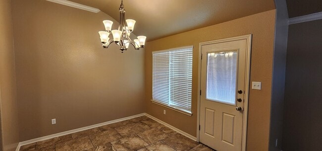 Photo - 3 Bed / 2 Bath Duplex - Bunny Trail Area -...