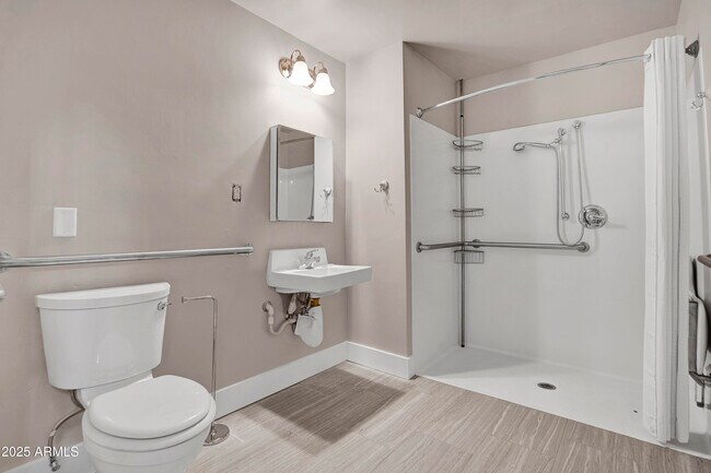 Photo - 5753 W Glendale Ave Unit 103