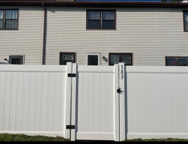 Photo - 183 Cynthia Dr