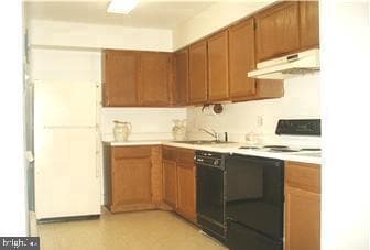 Photo - 304 Walnut Ct Way