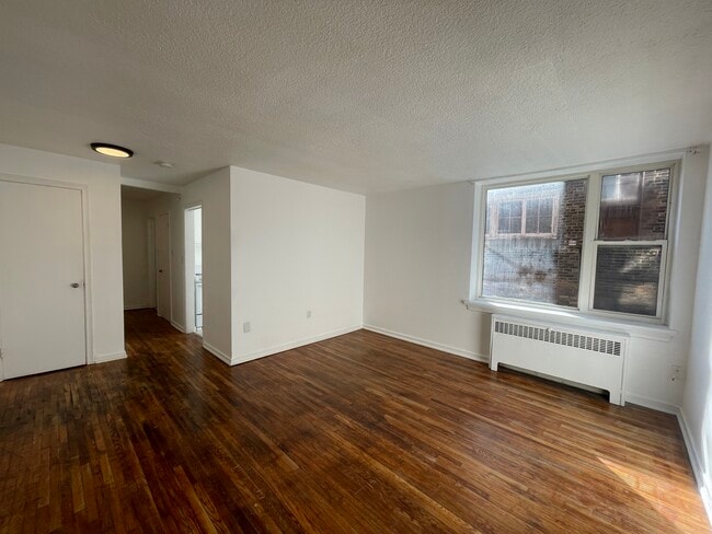 Photo - Ground floor Studio apartment Mimico Unit 4