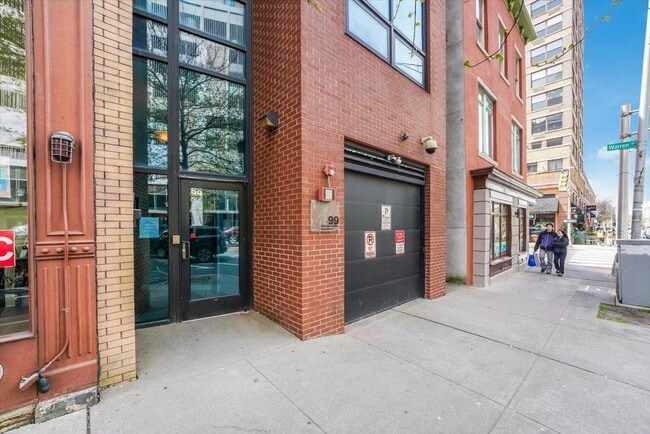 Photo - 99 Montgomery St Unidad PH-3