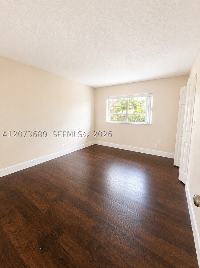 4601 NW 9th Dr