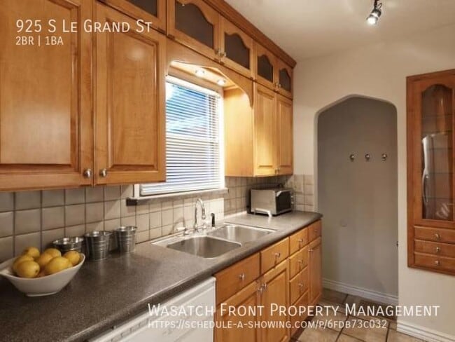 Photo - 925 Le Grand St